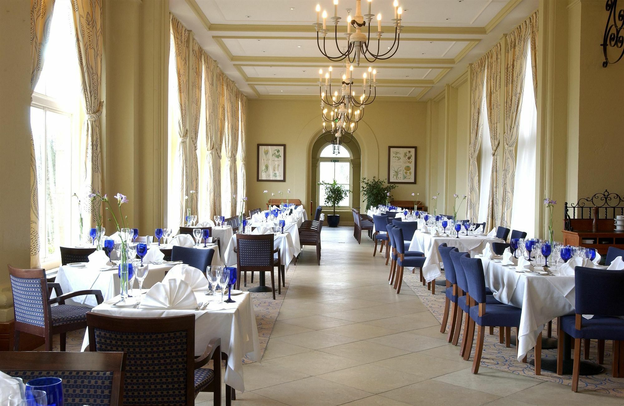 Reserve, By Warner Hotels - Heythrop Park Чипинг Нортън Екстериор снимка